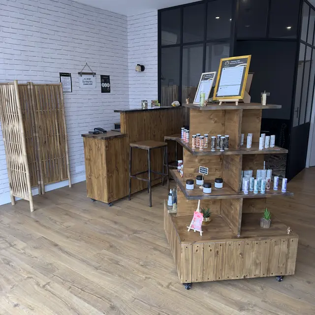 Intérieur de la boutique E.sens.zn